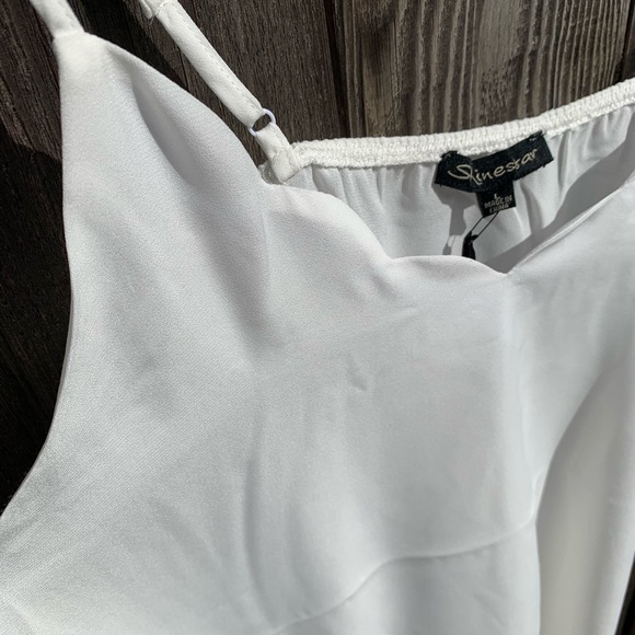 Shinestar flowy, scalloped, white tank top NWT - Picture 3 of 4